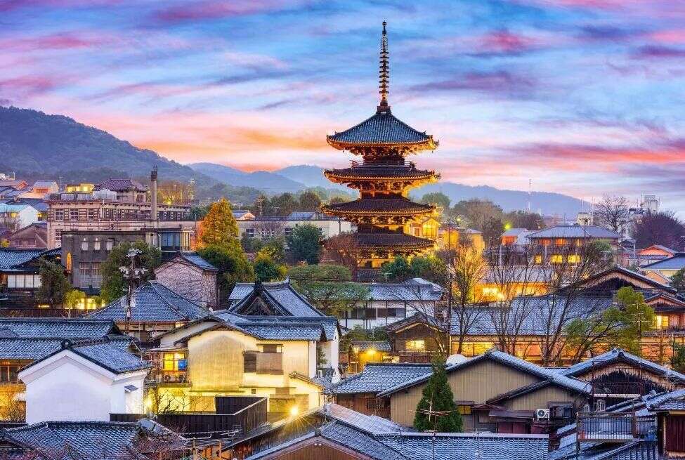 普通人也能低成本快速定居日本？最靠谱的永居路径来了