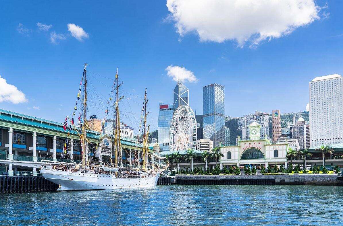 香港急缺这四类人才！这些人拿香港身份的 “黄金窗口期” 来了