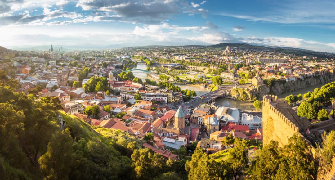 家长必看！格鲁吉亚护照在子女教育上的4大实用优势，解决升学难题