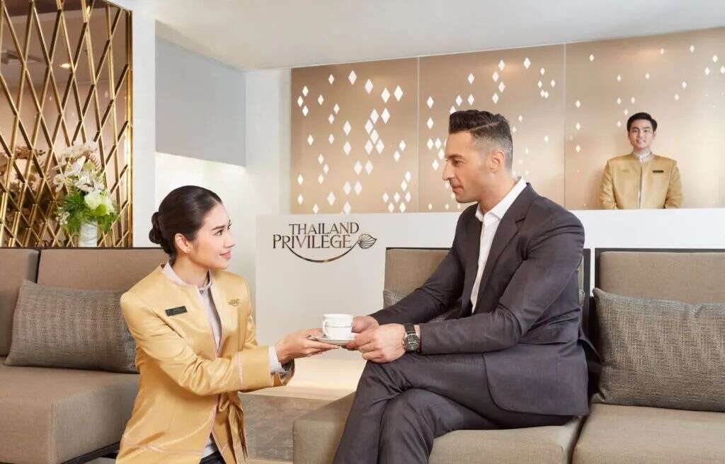 泰国小绿卡：机场秒过关+助力多国签证+海外开户，身份价值拉满