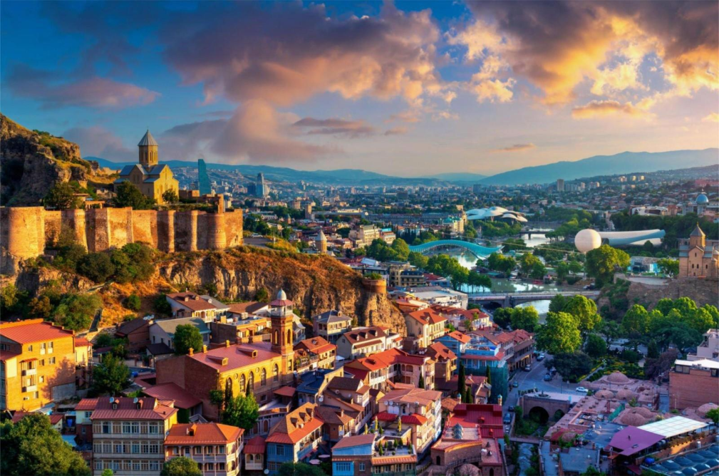 欧洲身份新选择：25万欧全家三代获护照，6个月快速审批