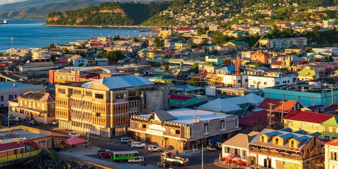 2026年第二身份配置指南：应对CRS，为何首选多米尼克？