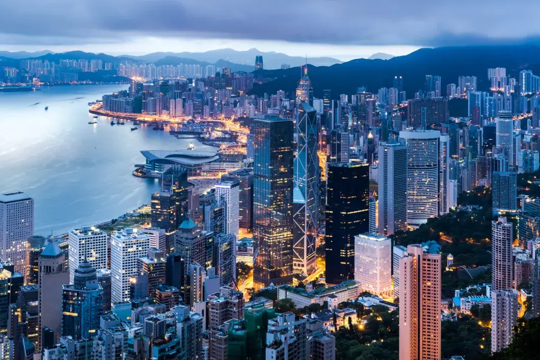 【保姆级教程】移居香港后如何快速融入?这份实操指南请收好