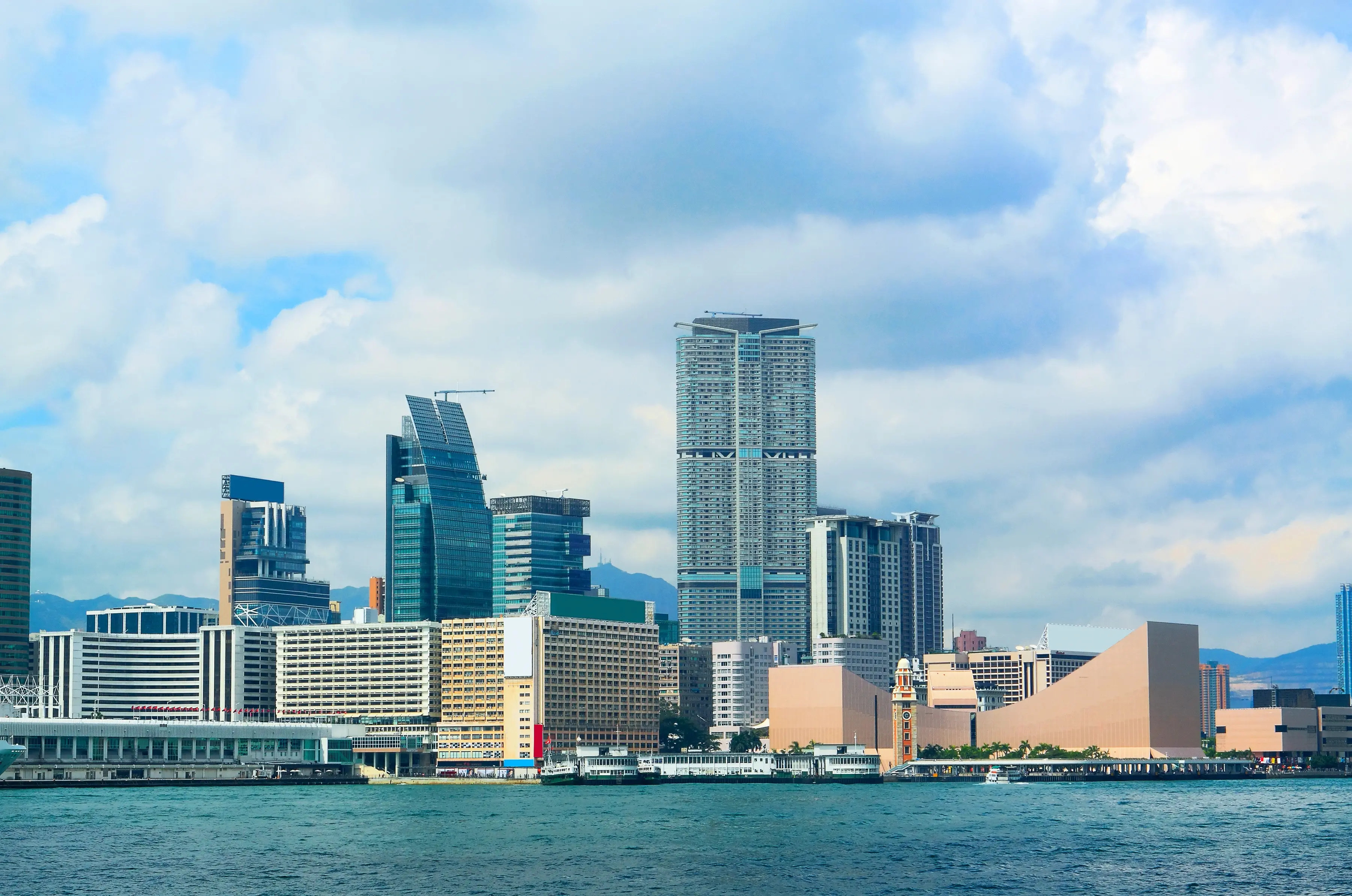 香港投资移民新规11月生效:账户没安排好,3000万可能白忙一场